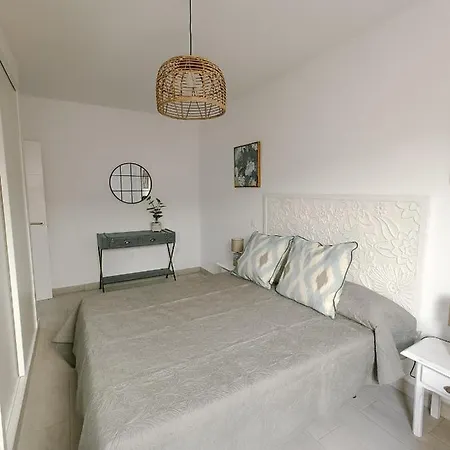 Bayuyo * Коральео